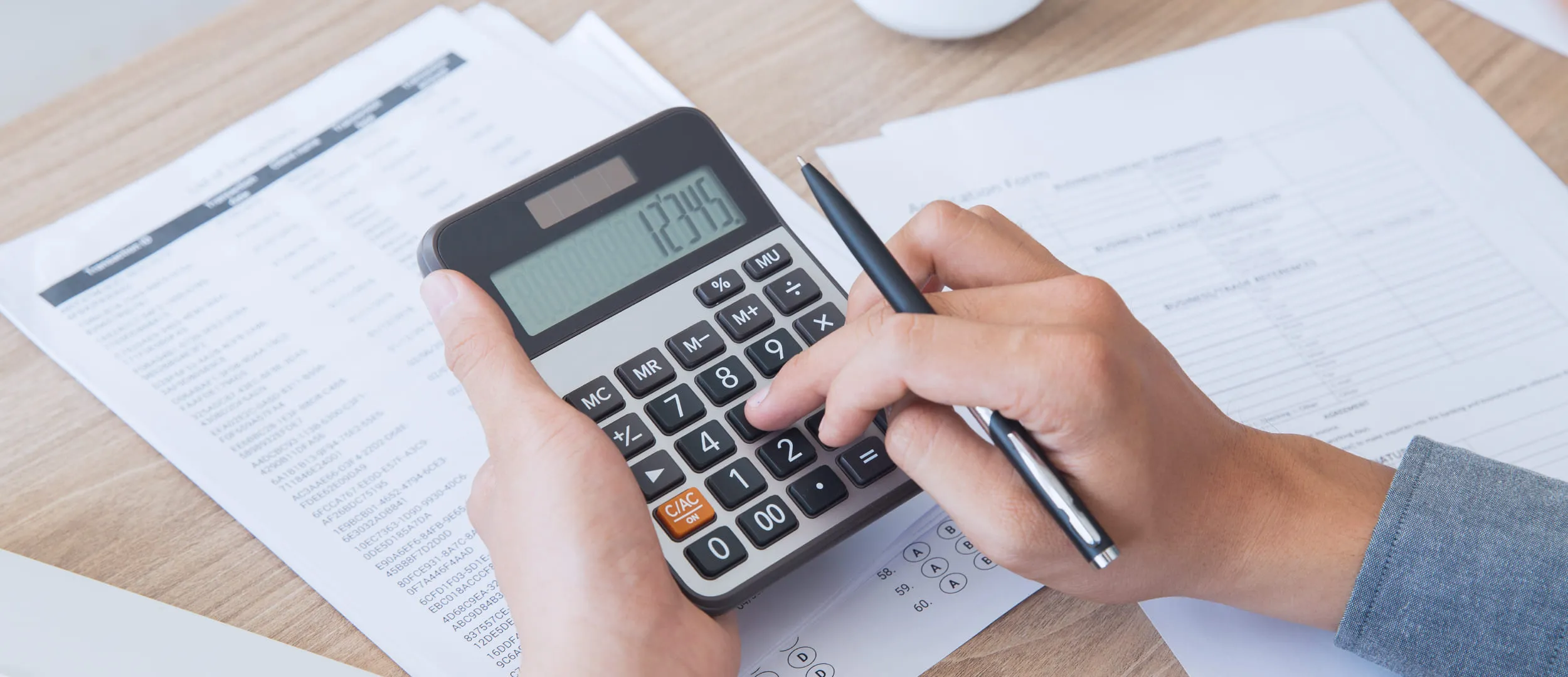 How to Choose the Right Pricing Model for Your Software Development Project: Time and Materials vs Fixed Price