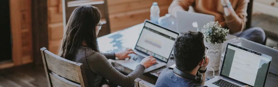 How to Select and Hire a Dedicated Software Development Team